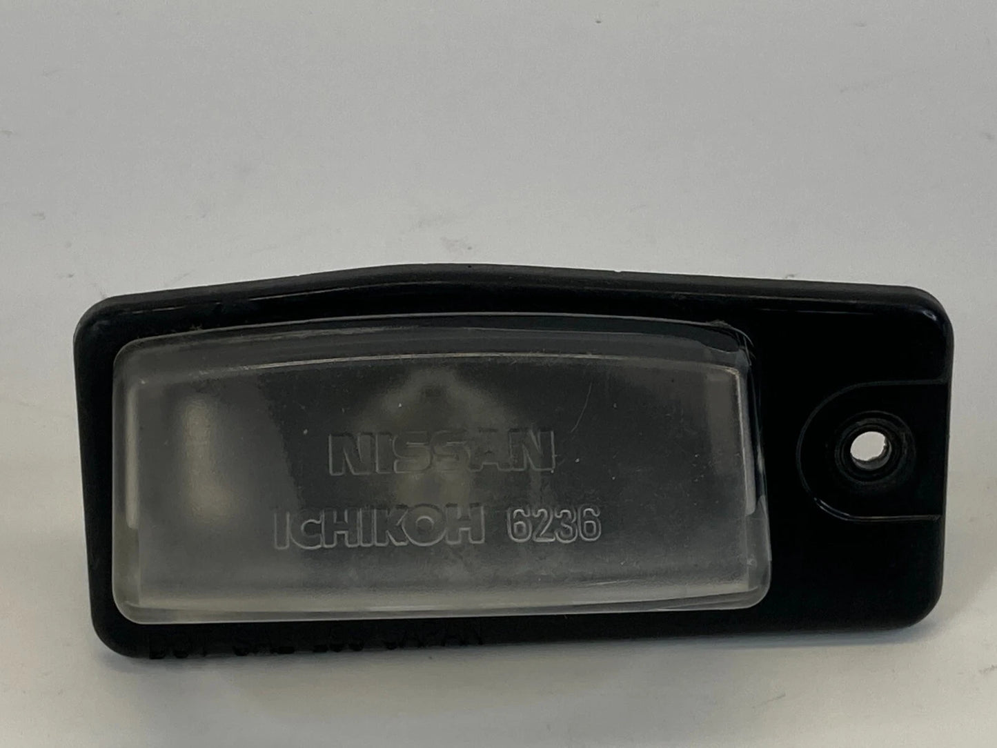 2002-2006 NISSAN ALTIMA SEDAN REAR TRUNK LICENSE LIGHT PLATE LAMP OEM