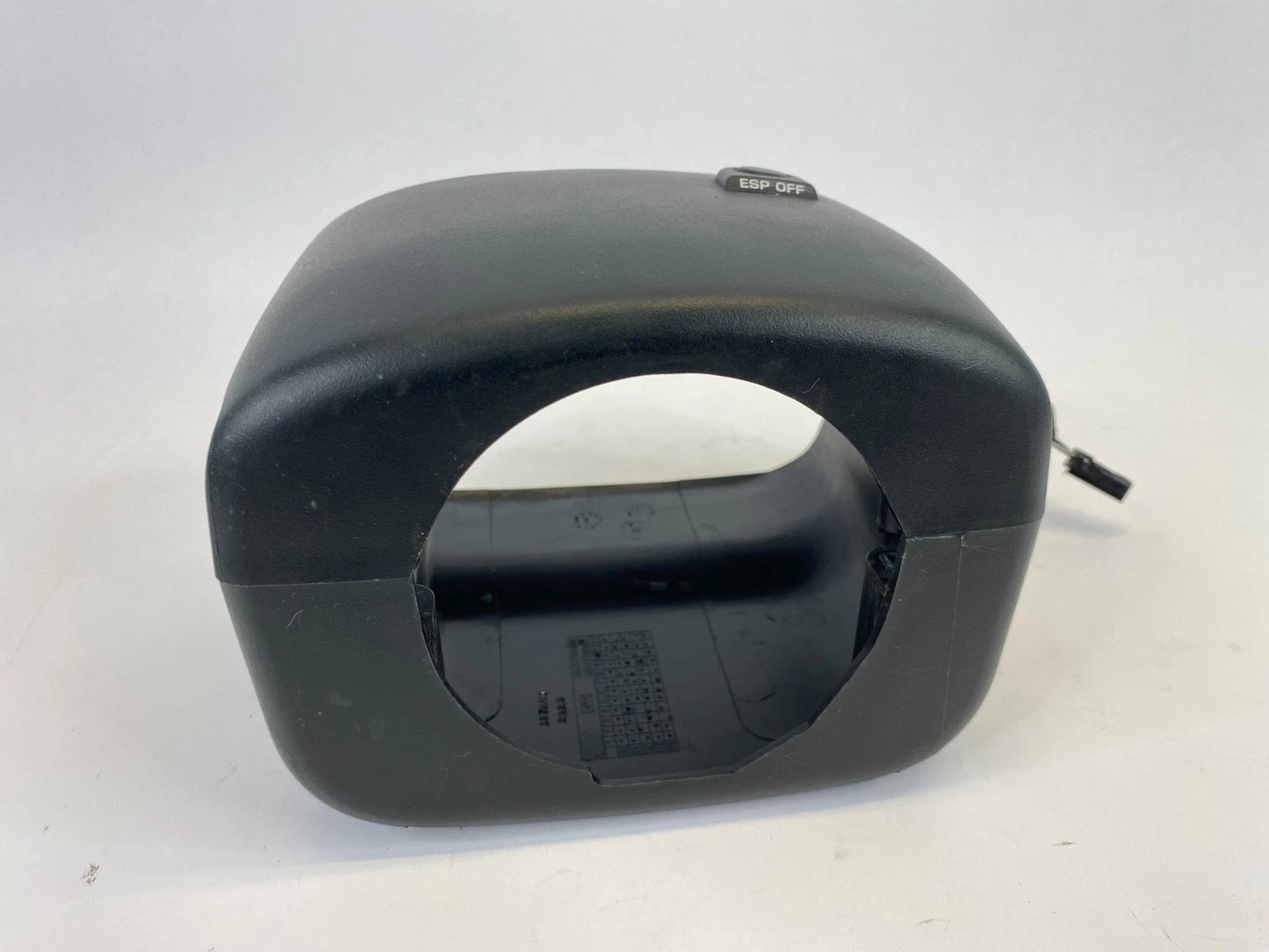 2002-2007 JEEP LIBERTY STEERING COLUMN UPPER & LOWER COVER TRIM SHROUD BLACK OEM