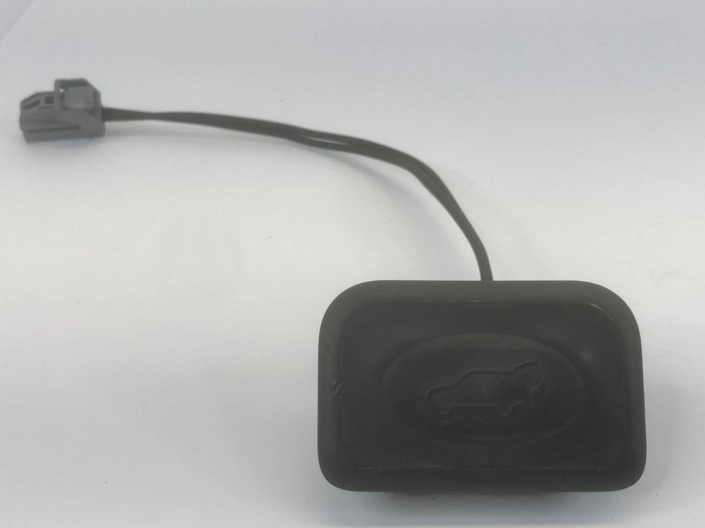 2007-2012 GMC ACADIA TAILGATE TRUNK LID RELEASE BUTTON SWITCH OEM