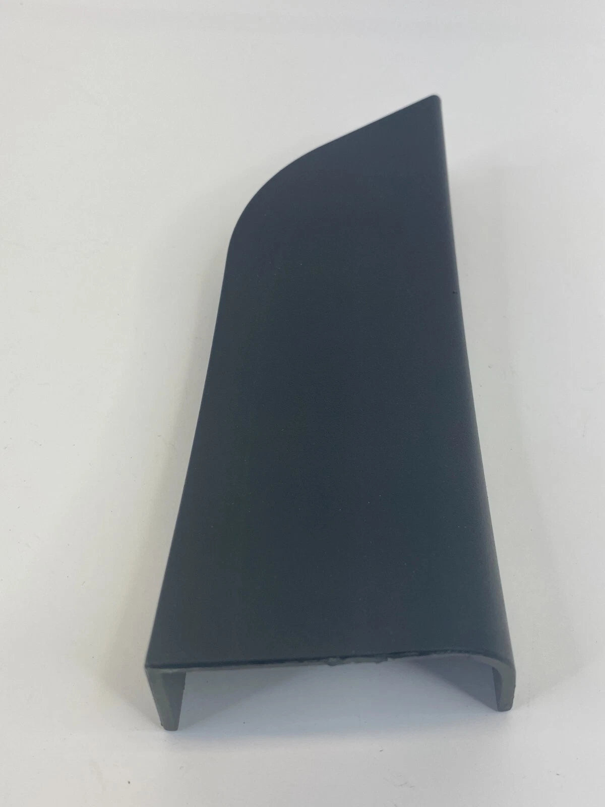 2009-2014 VOLKSWAGEN ROUTAN FRONT RIGHT SIDE INTERIOR MIRROR CORNER COVER OEM