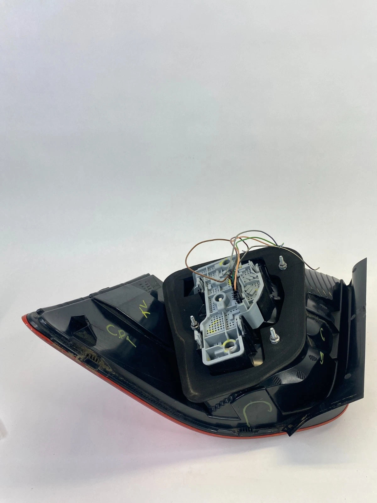 2010-2012 MERCEDES GLK350 REAR LEFT DRIVER SIDE TAIL LIGHT LAMP OEM A2048201364