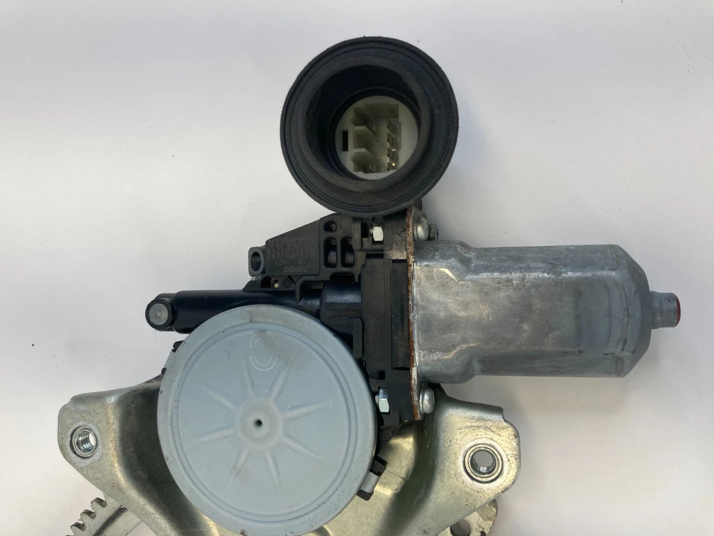 04-09 TOYOTA PRIUS REAR RIGHT PASSENGER WINDOW REGULATOR MOTOR OEM 85710-35180