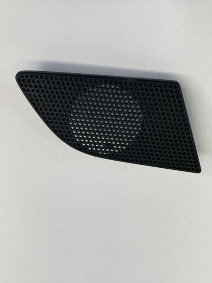 2012-2015 VOLKSWAGEN PASSAT REAR RIGHT SIDE INNER DOOR HANDLE TWEETER TRIM COVER