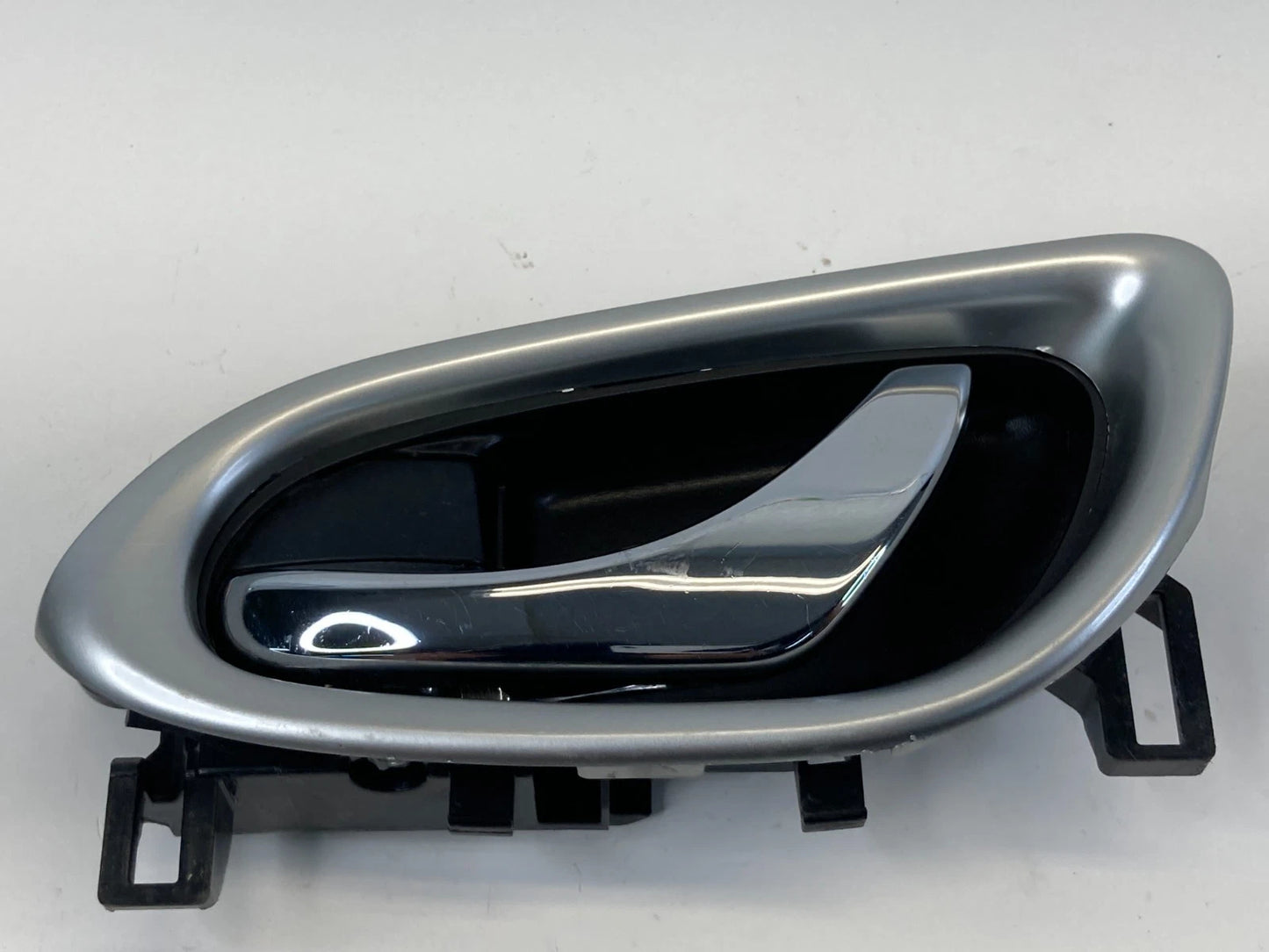 2013-2019 NISSAN SENTRA FRONT LEFT LH DRIVER INSIDE INNER DOOR HANDLE OEM