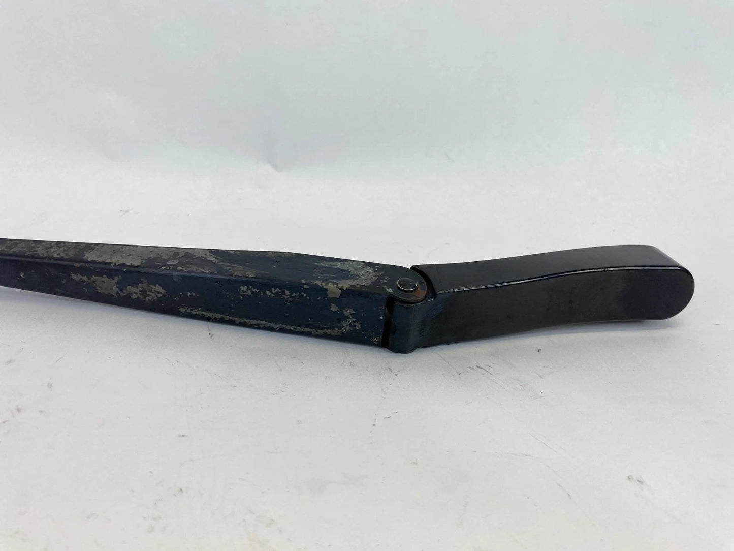 2006-2011 FORD FOCUS FRONT LEFT DRIVER SIDE WINDSHIELD WIPER ARM OEM