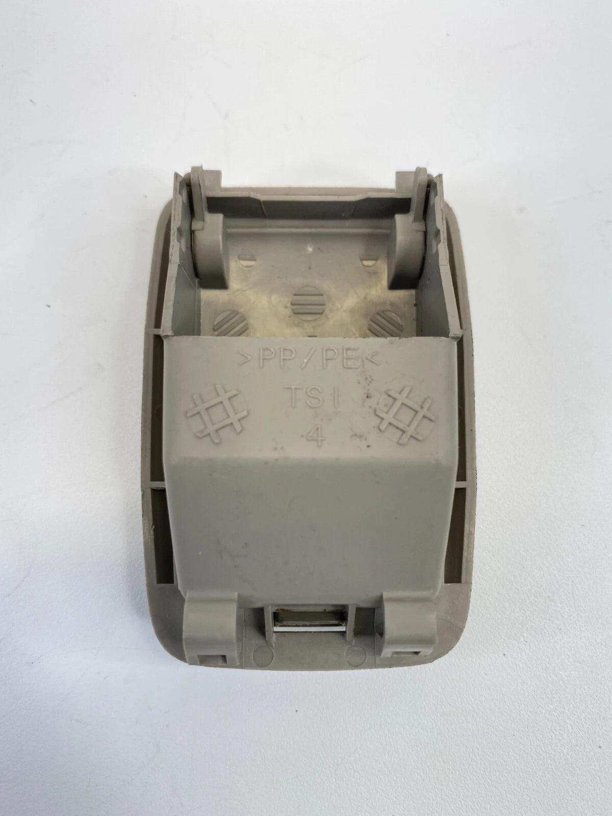 02 03 04 05 06 TOYOTA CAMRY REAR BACK SEAT CHILD ANCHOR CAP COVER ASSY OEM