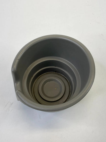2000-2006 GMC YUKON CHEVROLET TAHOE REAR LEFT CUP HOLDER BEZEL 15710891 OEM