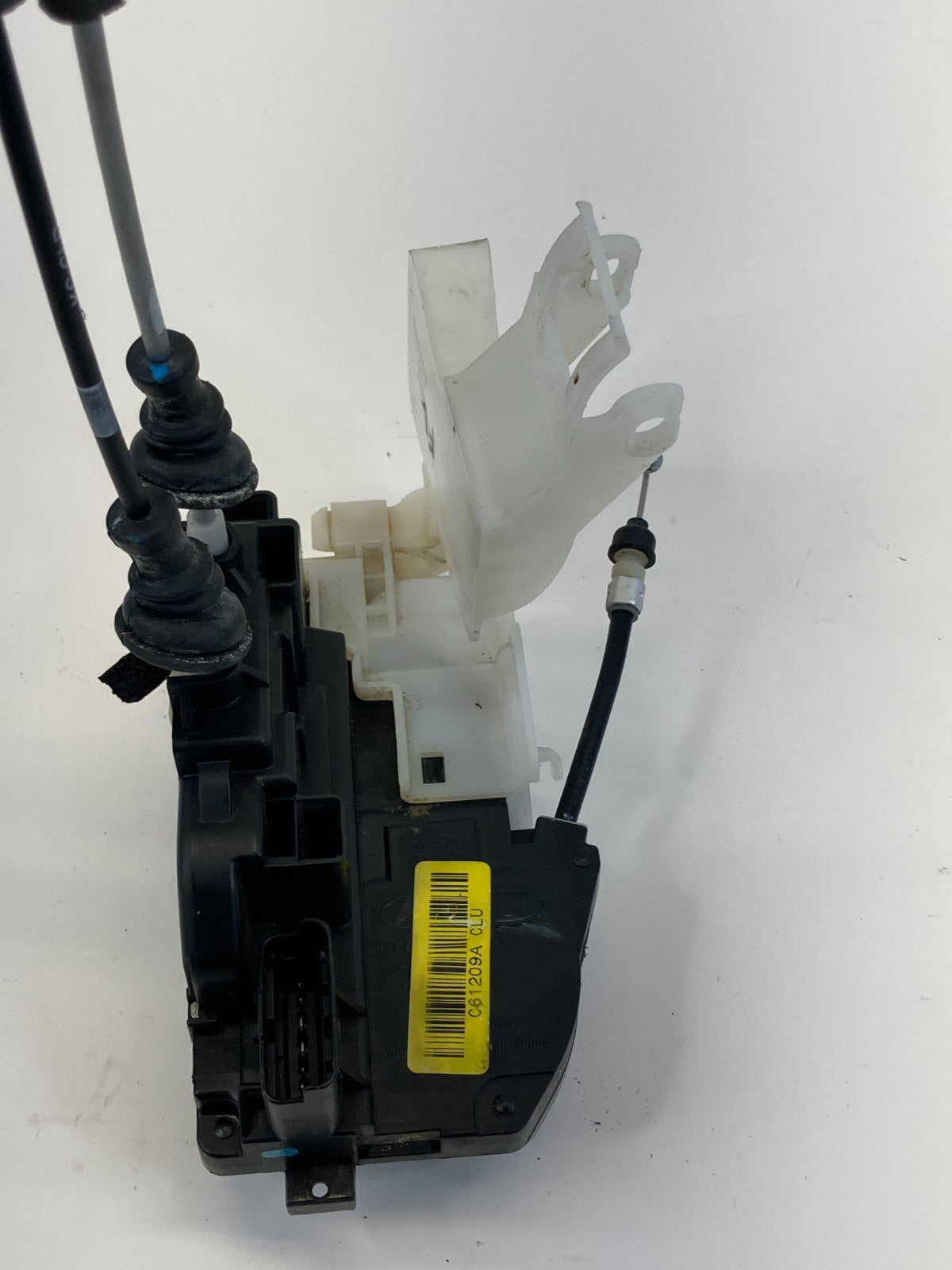 2008 2009 2010 Hyundai Sonata Front Left Side Door Lock Latch Release Actuator
