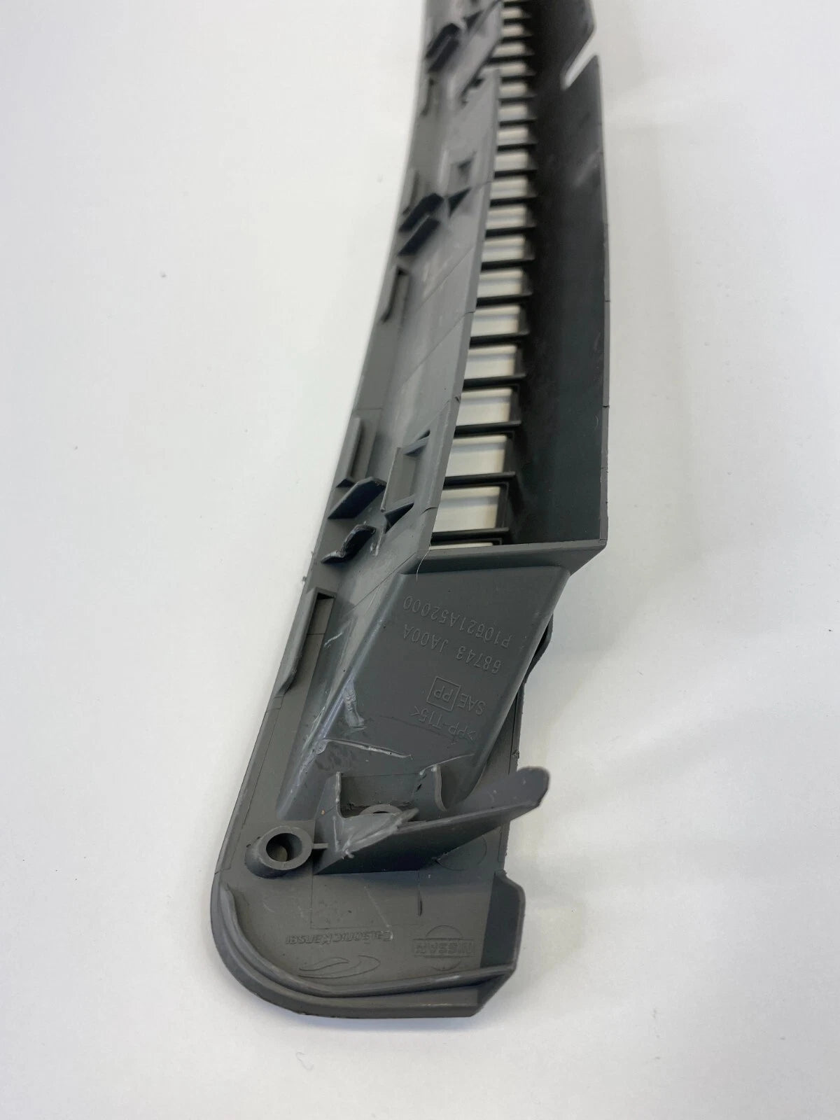 07-13 NISSAN ALTIMA DASH UPPER LEFT WINDSHIELD DEFROSTER NOZZLE GRILLE TRIM OEM