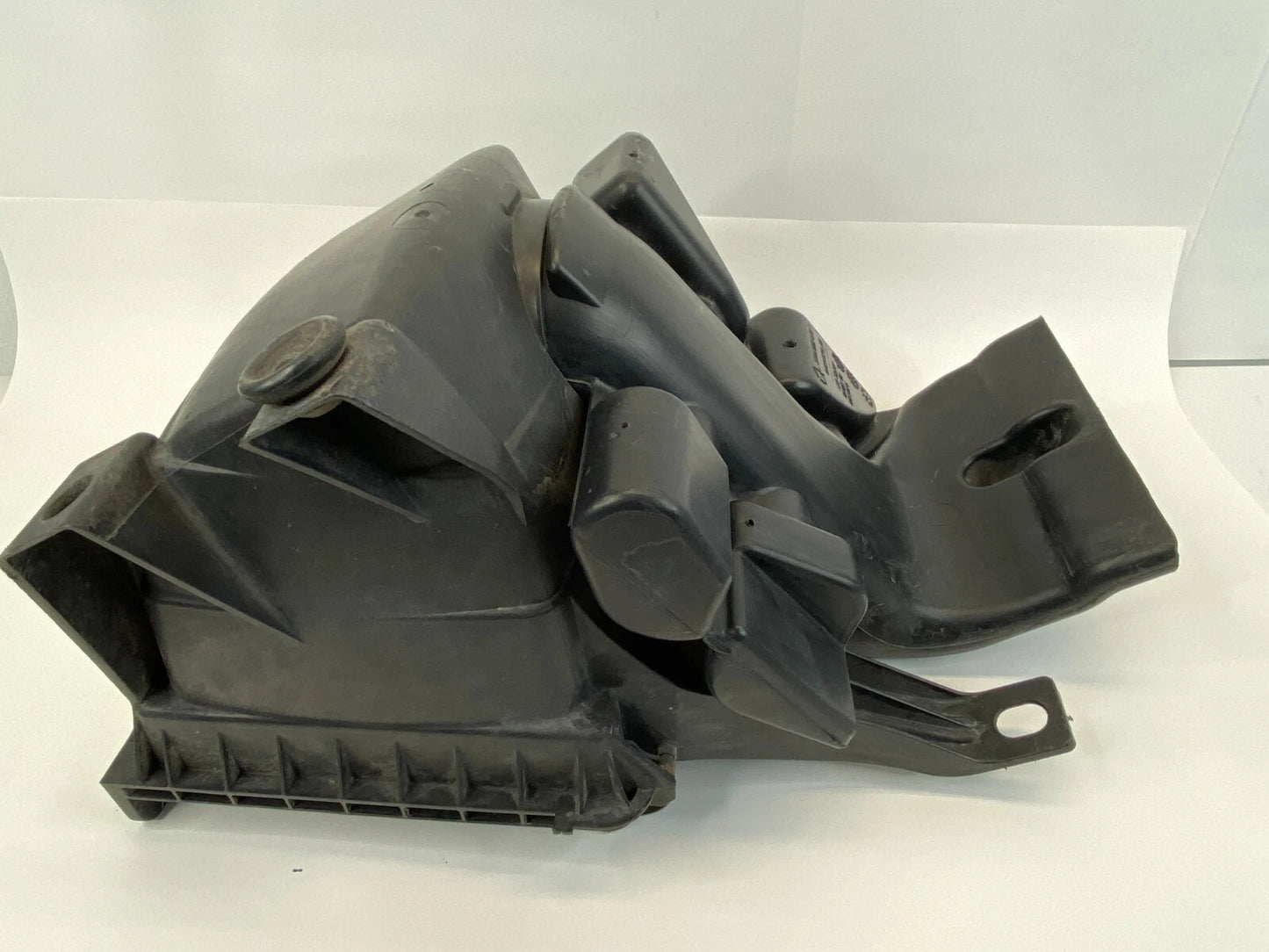 2009 2010 DODGE JOURNEY 3.5L AIR CLEANER INTAKE HOUSING LOWER OEM 04891896AB