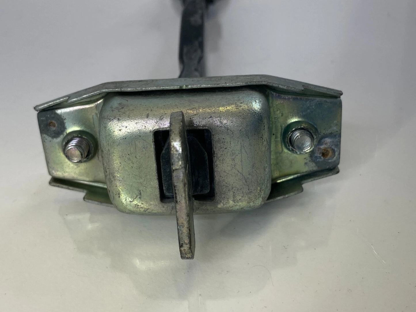04-09 TOYOTA PRIUS HATCHBACK REAR RIGHT DOOR HINGE CHECK STOP STOPPER OEM