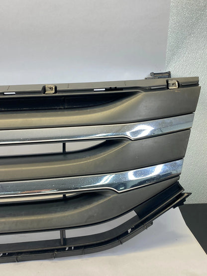 2011-2013 HONDA ODYSSEY FRONT BUMPER UPPER GRILL GRILLE ASSEMBLY & EMBLEM OEM