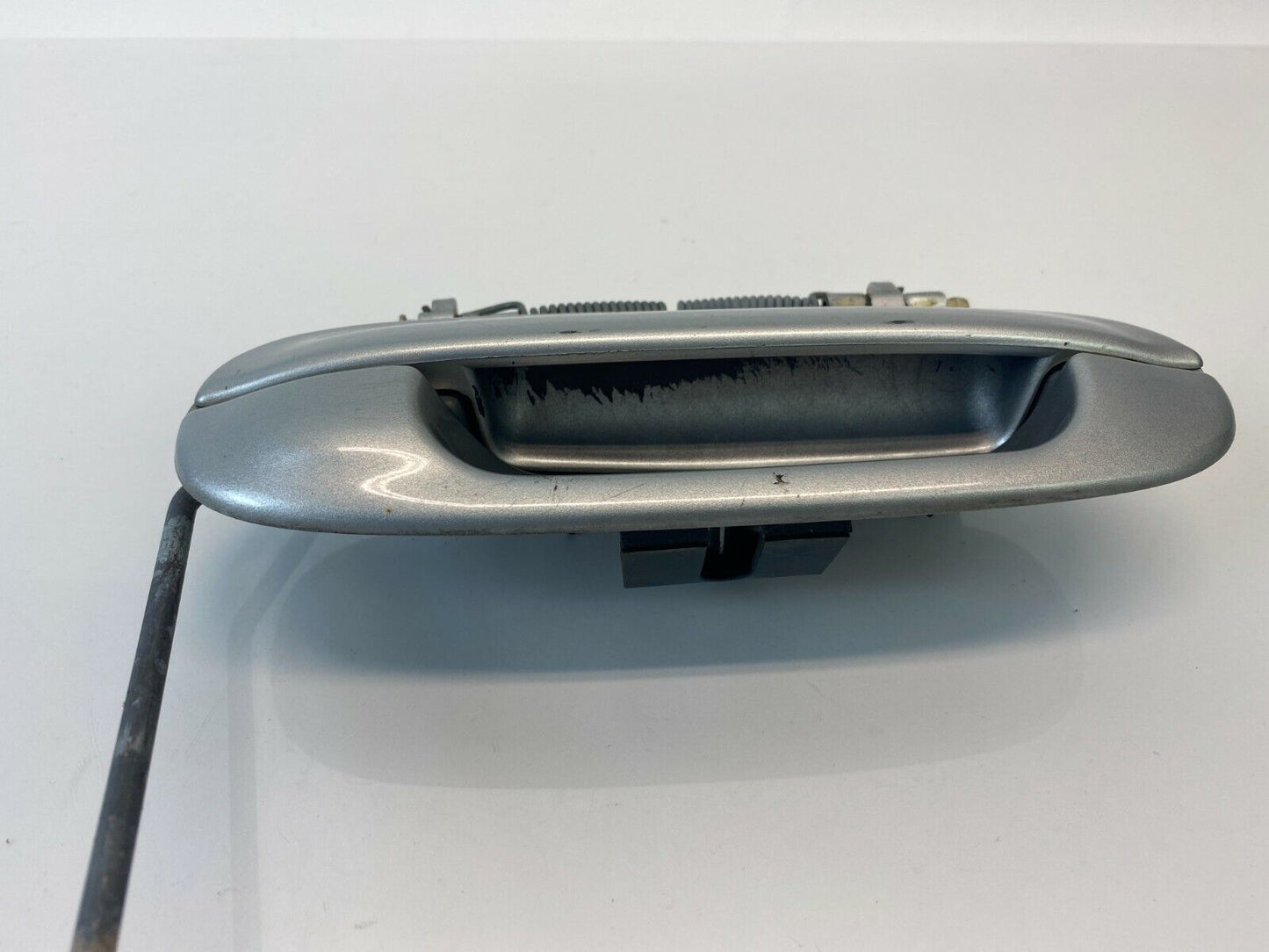 03-07 Cadillac CTS Front Right Passenger Outer Exterior Door Handle 25753670