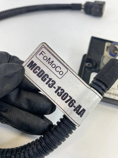 13-19 Ford Police Interceptor Sedan Flasher Lamps-Control Module 01-026D534-00