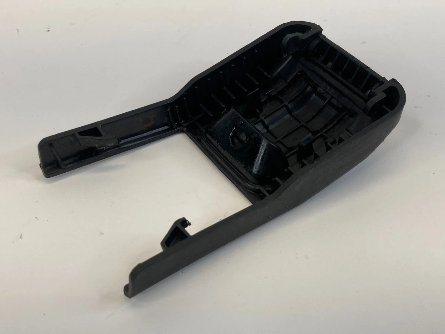 2011-2014 HYUNDAI SONATA SEAT TRACK RAIL FLOOR COVER END CAP BEZEL OEM