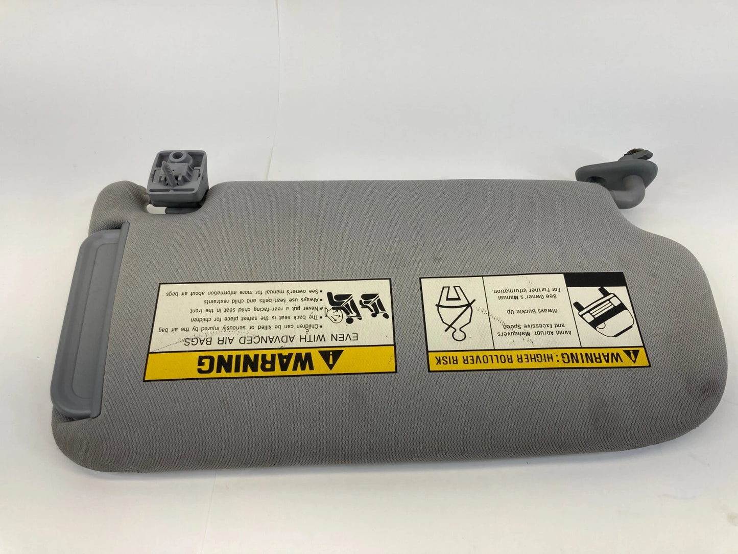 06-09 HYUNDAI TUCSON DRIVER & PASSENGER SUNVISOR SUN VISOR PAIR SET TRIM OEM