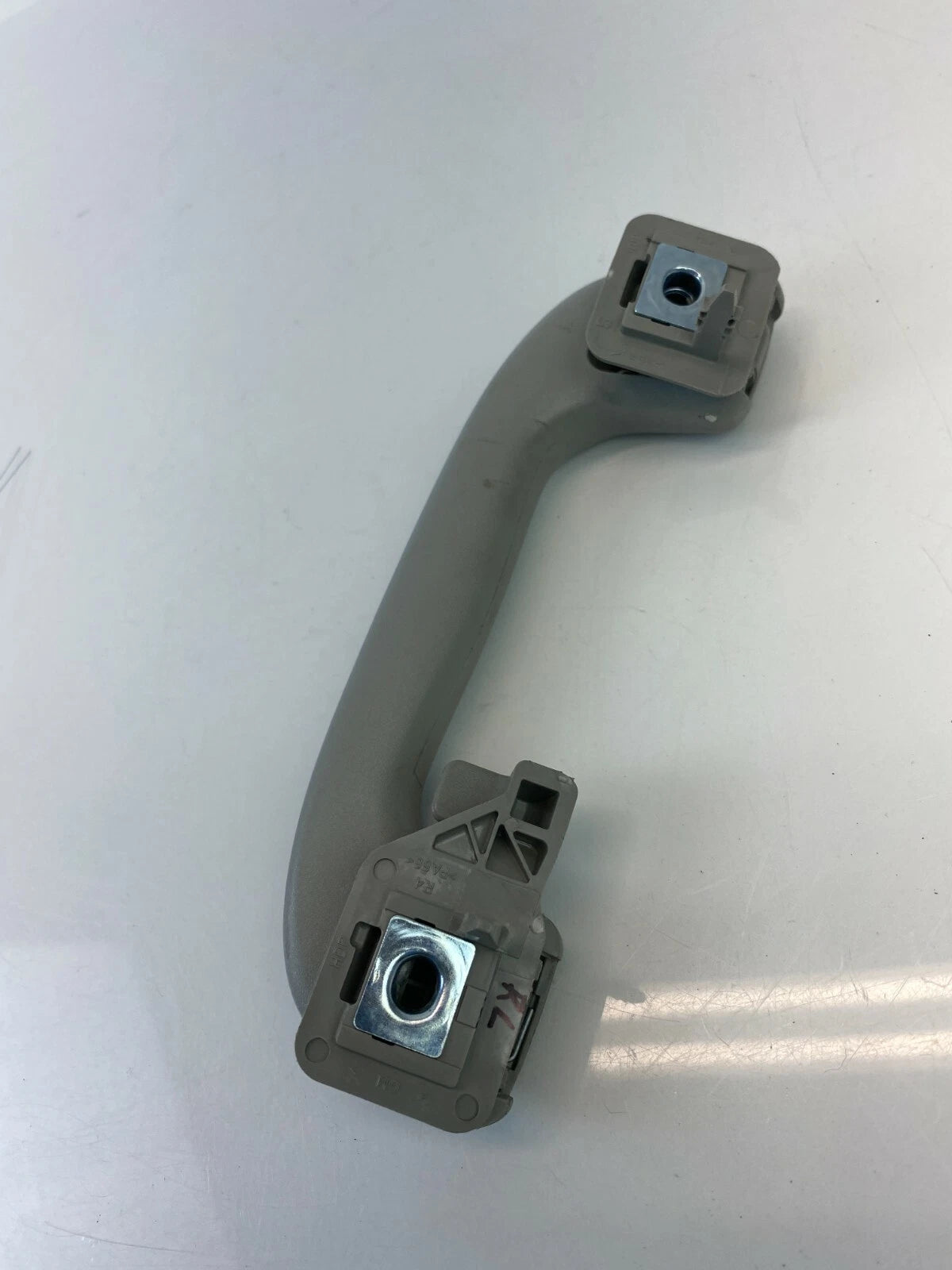 2011-2016 CHEVROLET CRUZE UPPER ROOF INTERIOR REAR LEFT GRAB GRIP ASSIST HANDLE