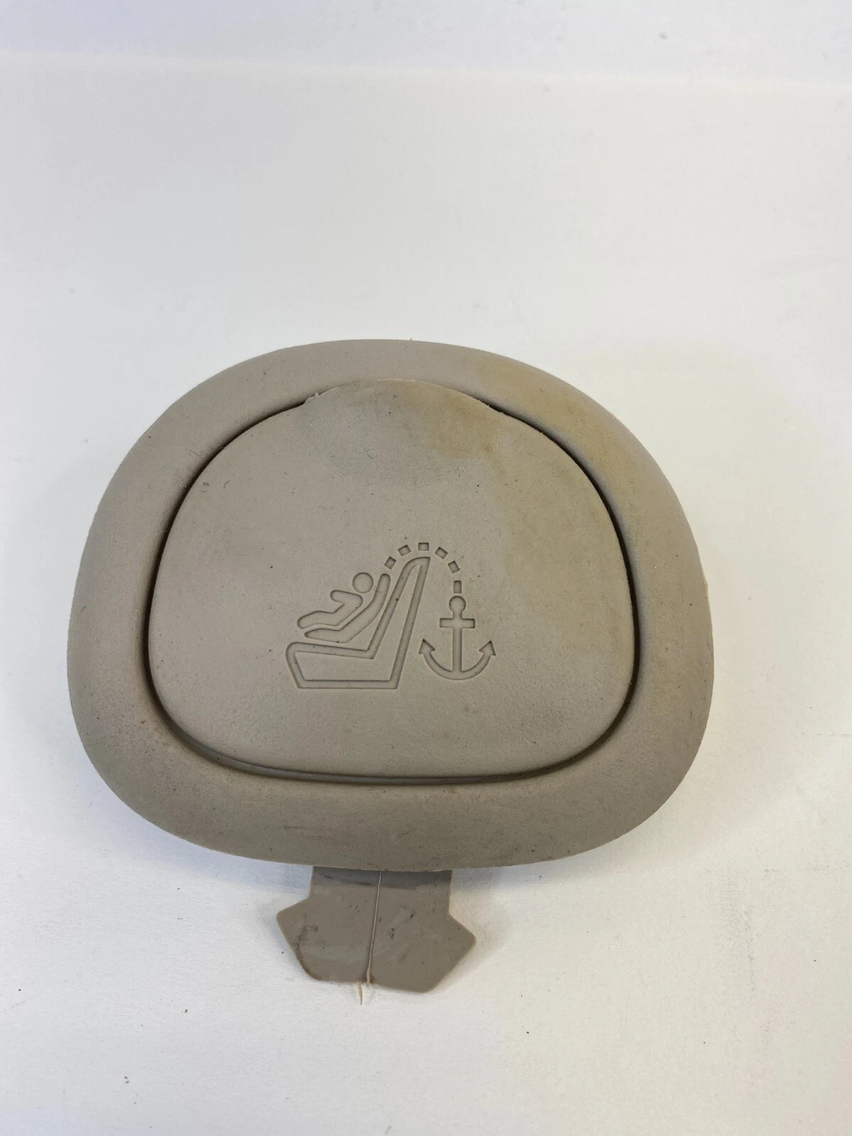 1999-2004 JEEP GRAND CHEROKEE REAR SEAT CHILD SAFETY ANCHOR COVER OEM FACTORY