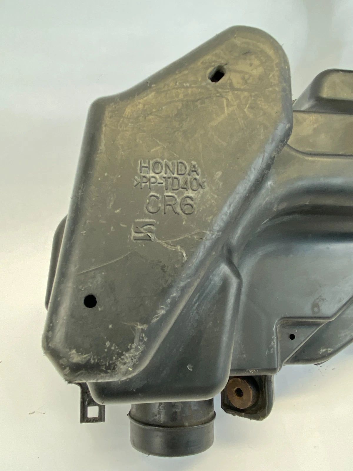 2001-2005 HONDA CIVIC 1.7L ENGINE AIR INTAKE RESONATOR CHAMBER BOX OEM
