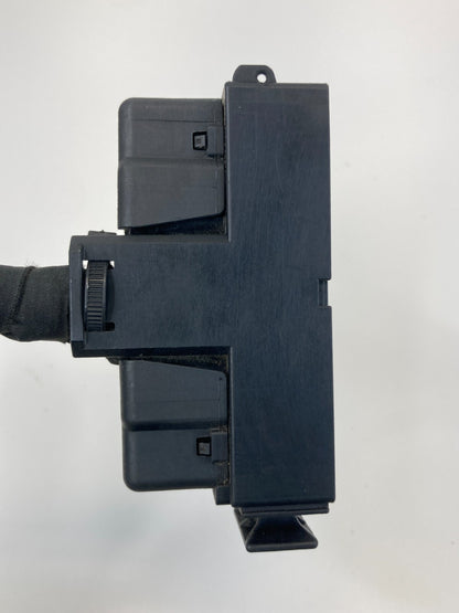 2011-2014 Volkswagen Touareg A/T 4WD ABS Anti Lock Brake Pump Plug Connector OEM