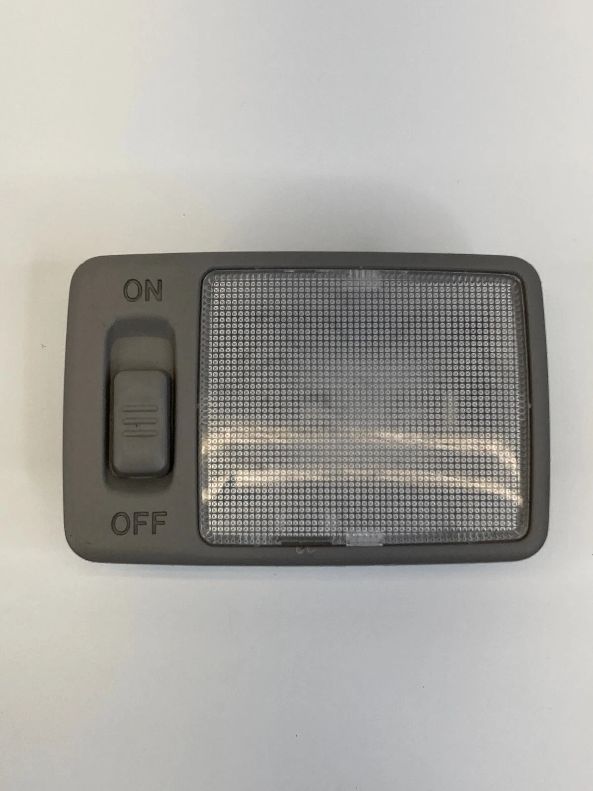 2002 2003 LEXUS ES300 FRONT ROOF LEFT OR RIGHT SUNVISOR OVERHEAD DOME LIGHT LAMP