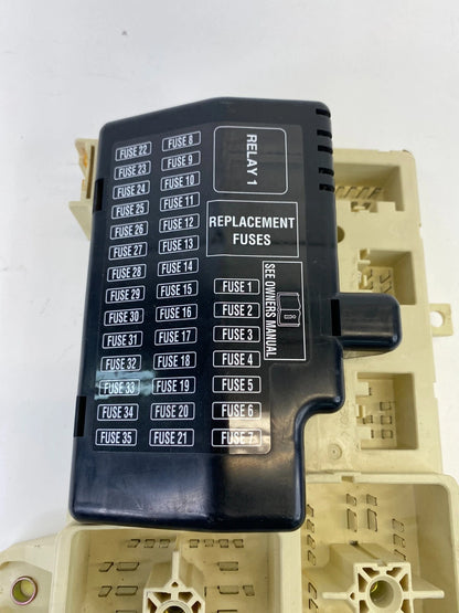 2002-2008 JAGUAR S-TYPE S TYPE CABIN FOOTWELL RELAY FUSEBOX FUSE BOX OEM