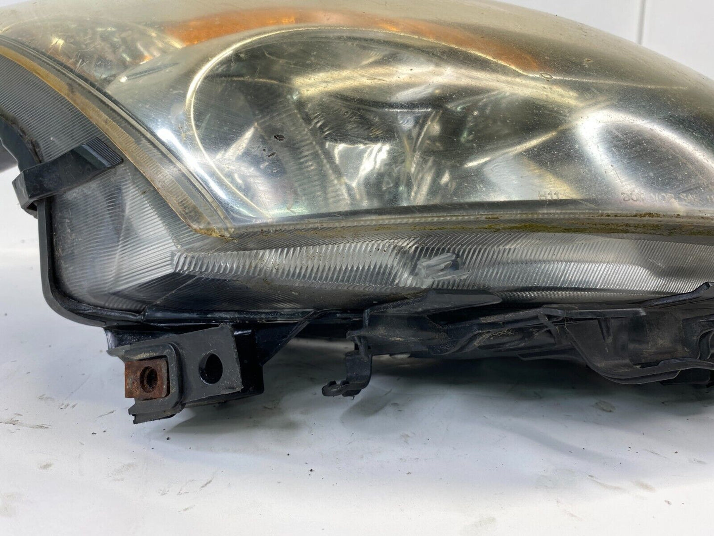 2007-2009 Nissan Altima Sedan Front Right Passenger Headlight Headlamp Assembly