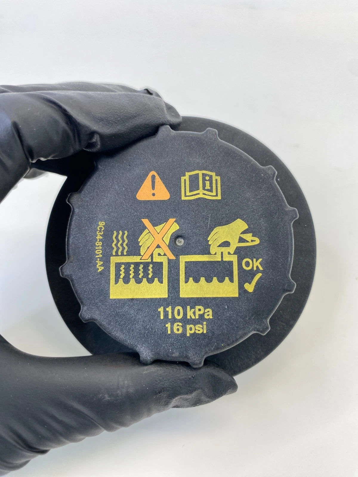 13-19 FORD EXPLORER INTERCEPTOR ENGINE COOLANT RECOVERY TANK CAP 9C348101AA OEM