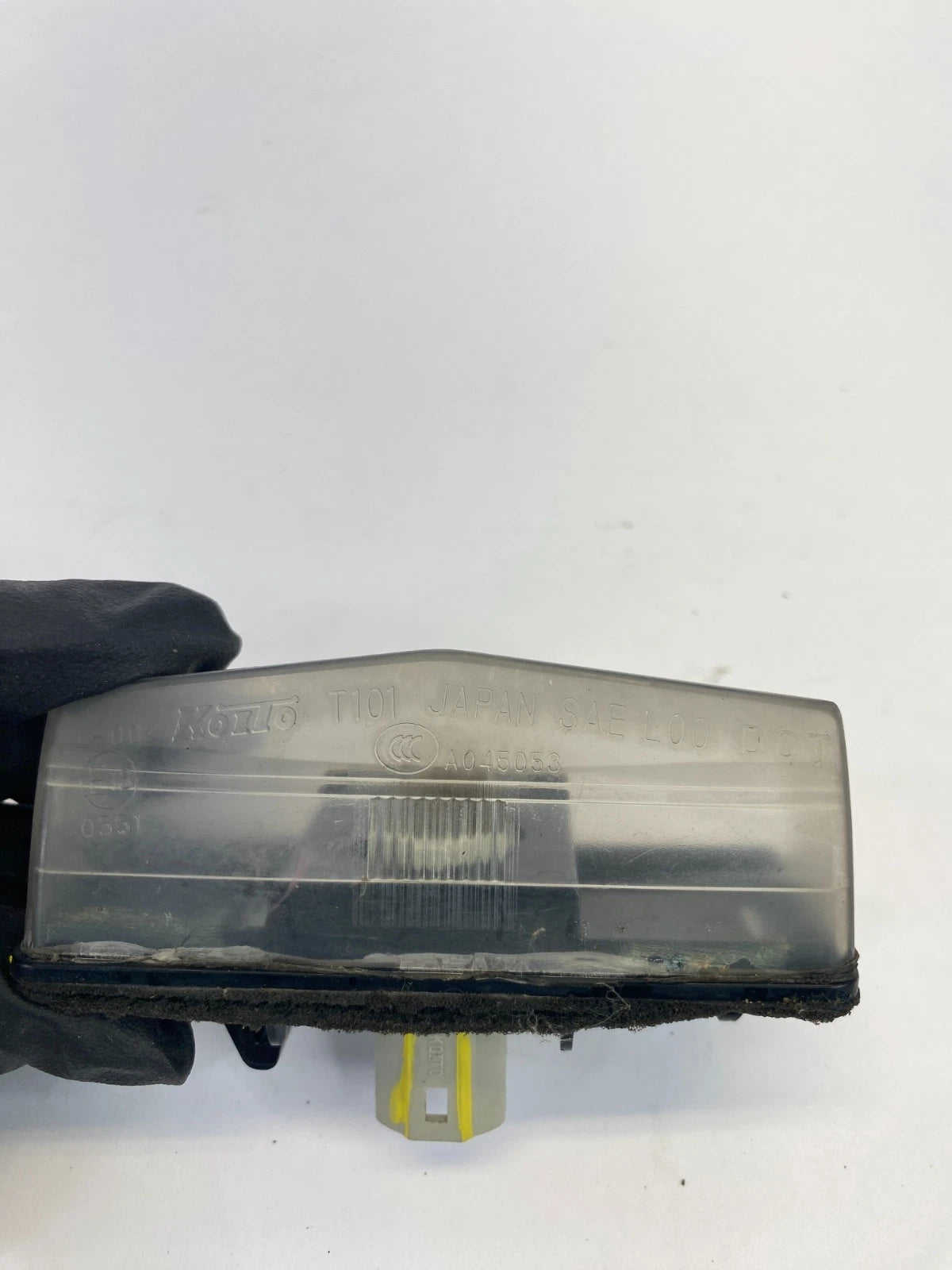 2009-2013 TOYOTA VENZA REAR LICENSE PLATE LIGHT TAG LAMP ASSEMBLY OEM