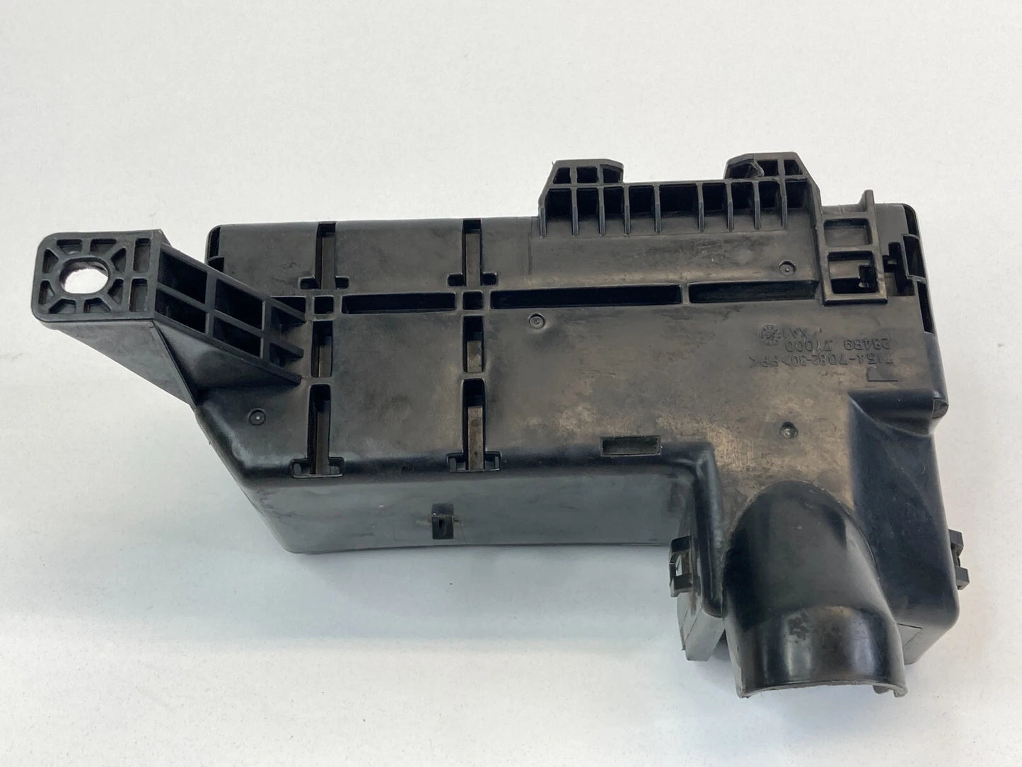 2003-2007 NISSAN MURANO UNDERHOOD FUSE BOX HOUSING LOWER COVER 284B9-7Y000