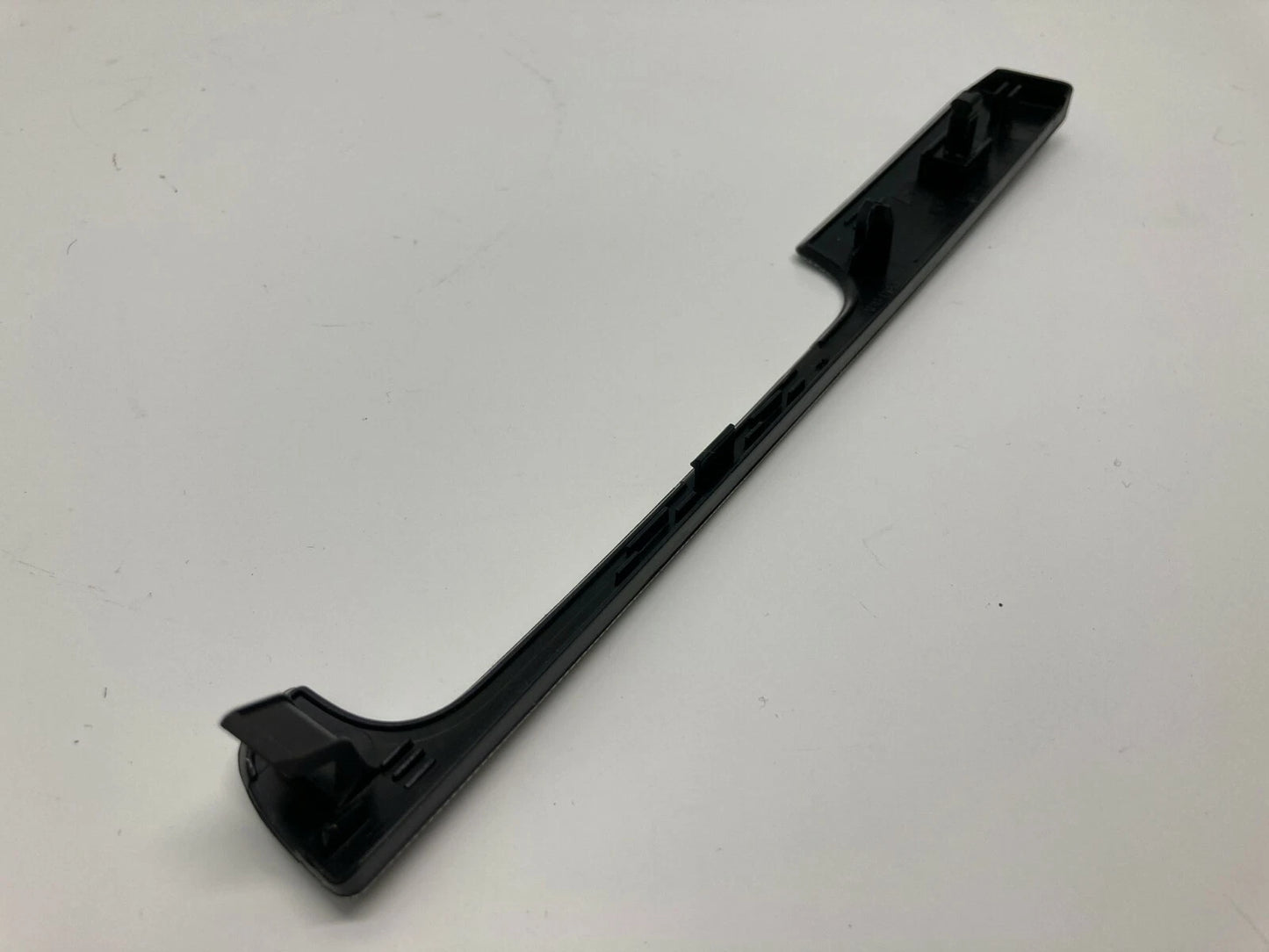 06-10 VOLKSWAGEN JETTA DASH LEFT DRIVER SIDE TRIM PANEL MOLDING OEM 1K1858419