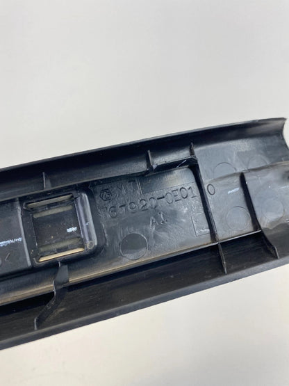 2004-2006 LEXUS RX330 FRONT LEFT DOOR SILL SCUFF PLATE TRIM COVER 679200E010 OEM