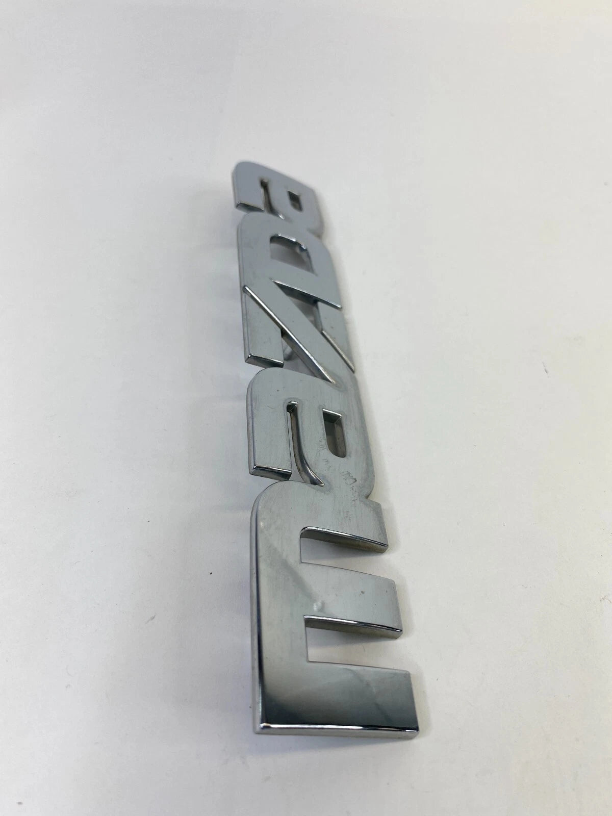 2000-2006 MAZDA MPV REAR TRUNK DECK LID NAME NAMEPLATE BADGE LOGO LC62-51710 OEM
