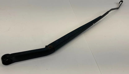 2006-2010 INFINITI QX56 FRONT RIGHT & LEFT WINDSHIELD WIPER ARM PAIR 89813-613