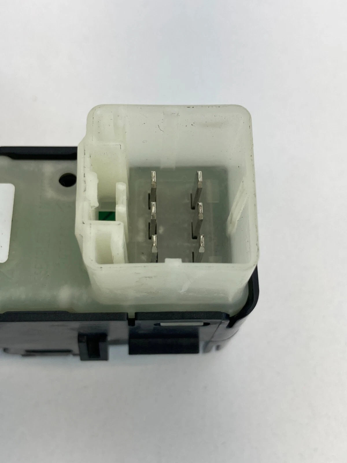 11-14 CHRYSLER 200 11-17 PATRIOT REAR LEFT DRIVER DOOR WINDOW SWITCH 4602933AA
