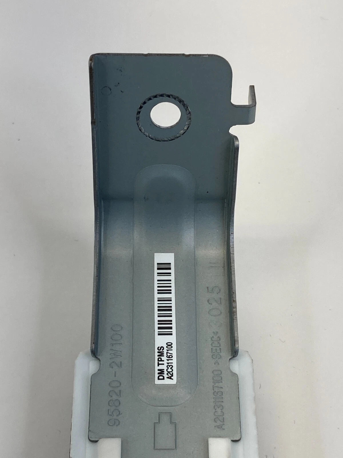 2013-2016 HYUNDAI SANTA FE TIRE PRESSURE MONITORING MODULE TPMS OEM 95800-4Z000