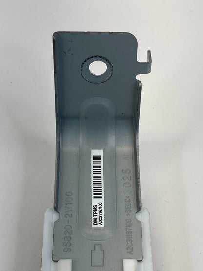 2013-2016 HYUNDAI SANTA FE TIRE PRESSURE MONITORING MODULE TPMS OEM 95800-4Z000