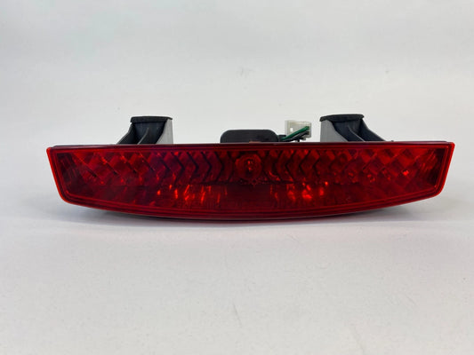 2006-2011 KIA RIO5 HATCHBACK REAR THIRD 3RD BRAKE HIGH MOUNTED STOP LIGHT LAMP