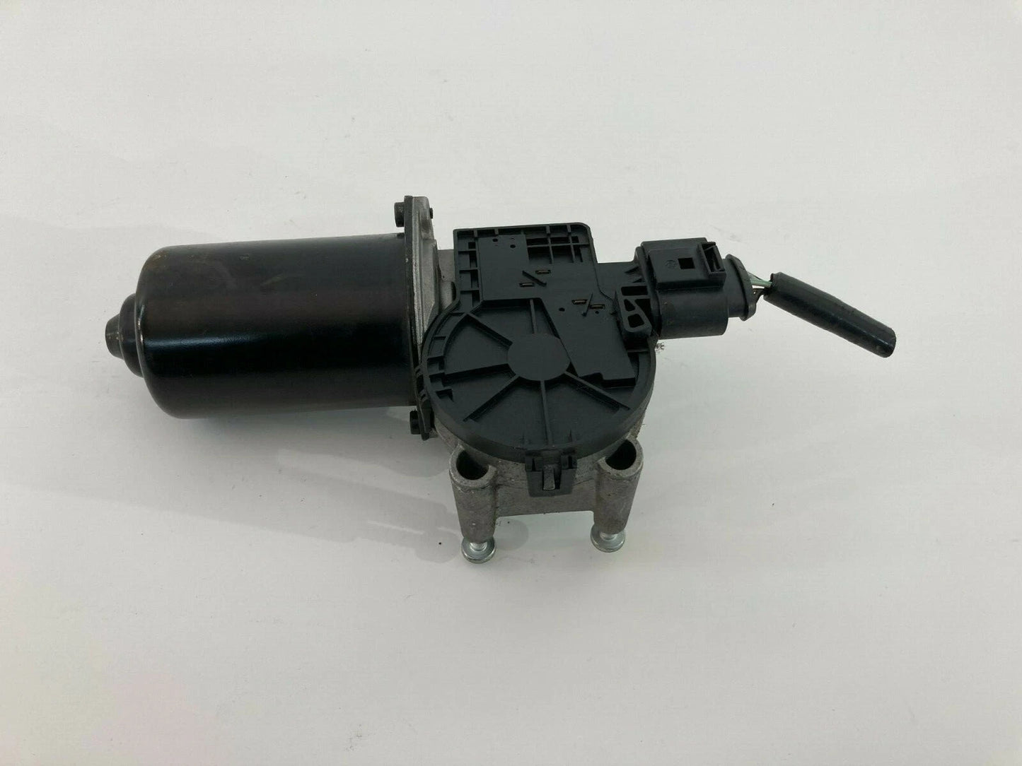2004 2005 2006 2007 2008 2009 MAZDA 3 MAZDA3 FRONT WINDSHIELD WIPER MOTOR OEM