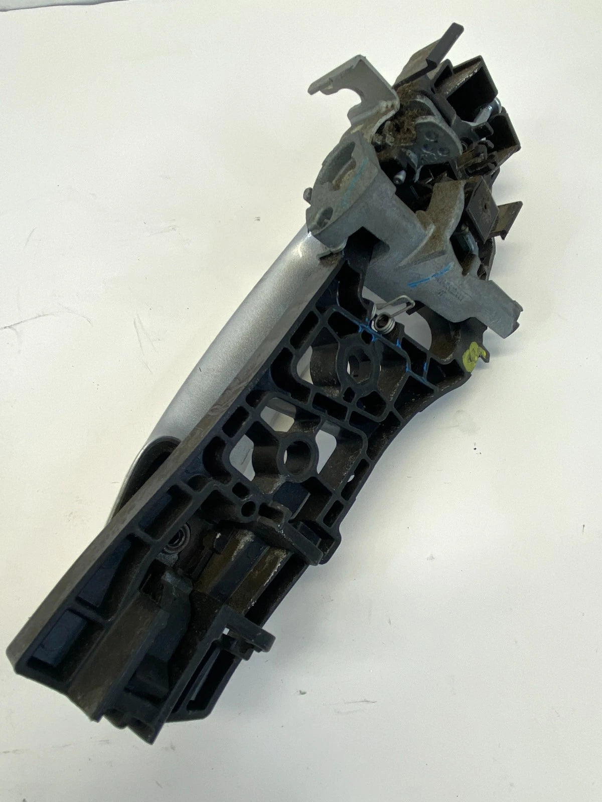 2011-2019 FORD FIESTA REAR RIGHT EXTERIOR DOOR HANDLE UNIT OEM FACTORY 4565-2000