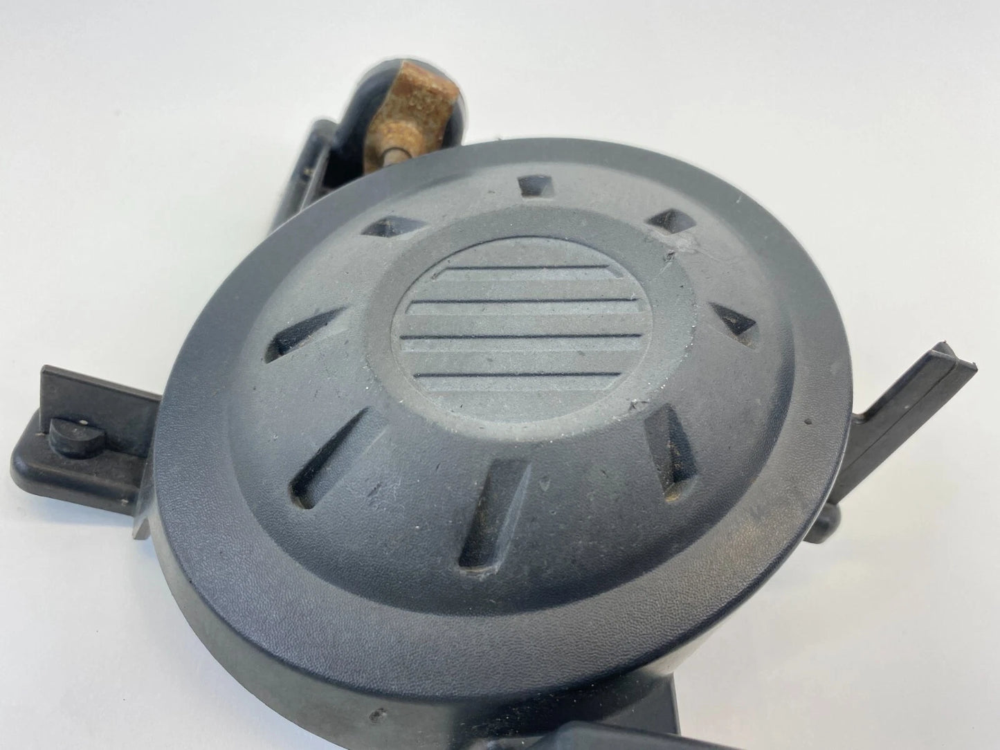 2007-2009 NISSAN ALTIMA FRONT RIGHT PASSENGER FOG LAMP LIGHT COVER 62256-JA000