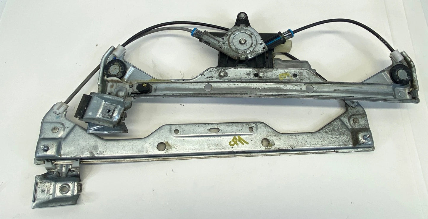 2006-2011 CHEVROLET HHR FRONT LEFT POWER WINDOW REGULATOR MOTOR OEM 2621003452