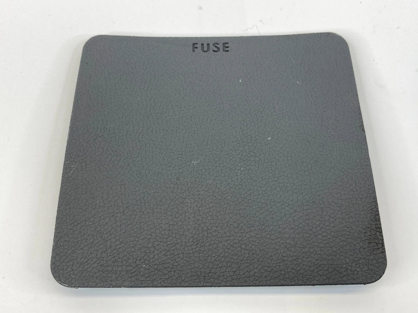 2011-2014 HYUNDAI SONATA INTERIOR LOWER DASH FUSE BOX LID COVER 84758-3S000 OEM