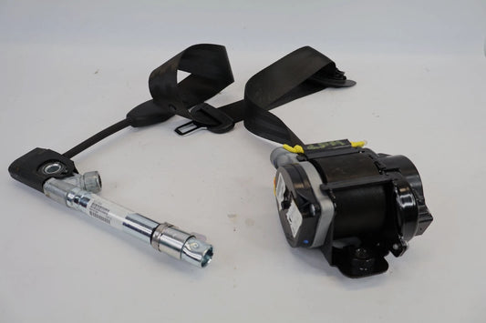 2012-2015 VOLKSWAGEN PASSAT FRONT RIGHT SEAT BELT RETRACTOR OEM 561857706D