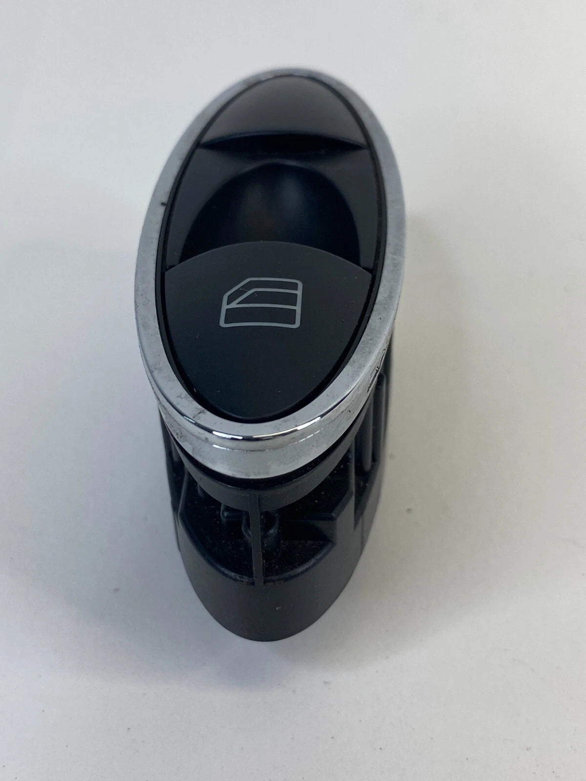 03-09 MERCEDES-BENZ E320 REAR LEFT SIDE BACK DOOR WINDOW SWITCH A2118218651 OEM