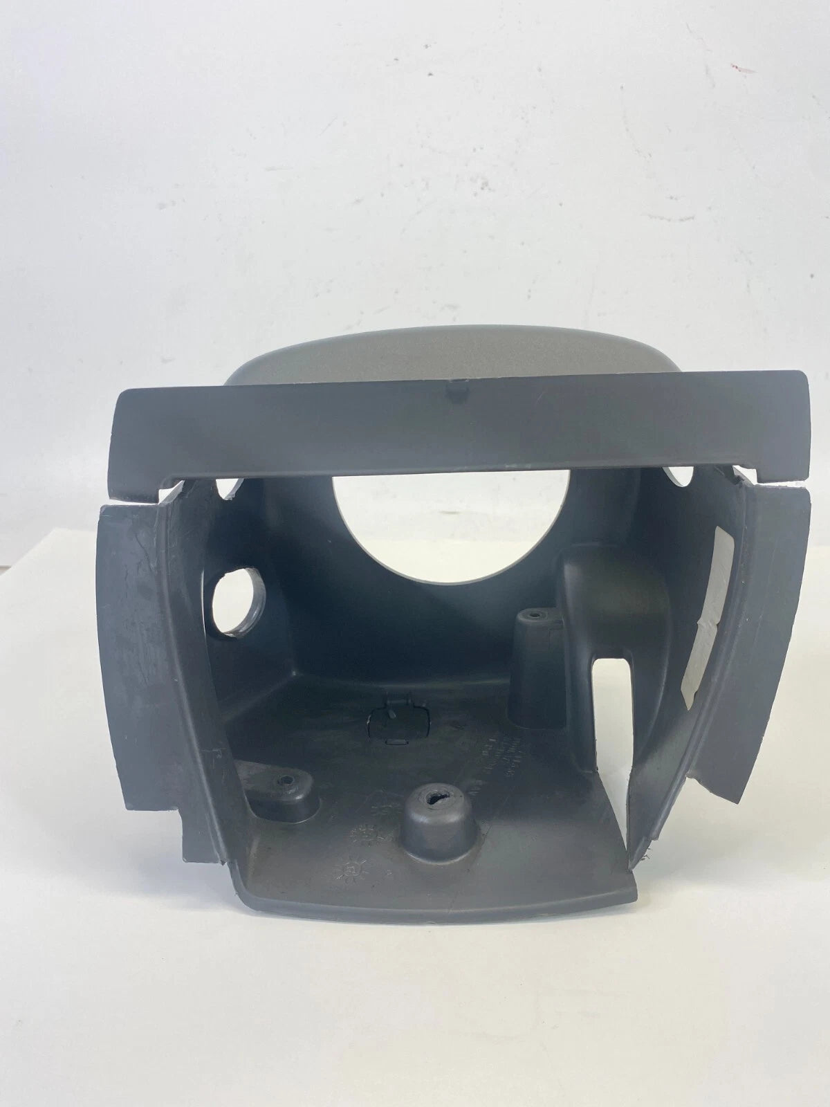 2006-2011 CHEVROLET HHR UPPER & LOWER STEERING COLUMN COVER SHROUD TRIM 22711335