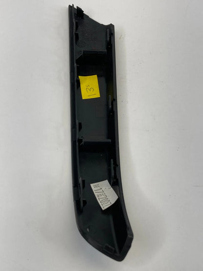 12-15 VOLKSWAGEN PASSAT FRONT LEFT SIDE DOOR PULL HANDEL TRIM BEZEL 561867171