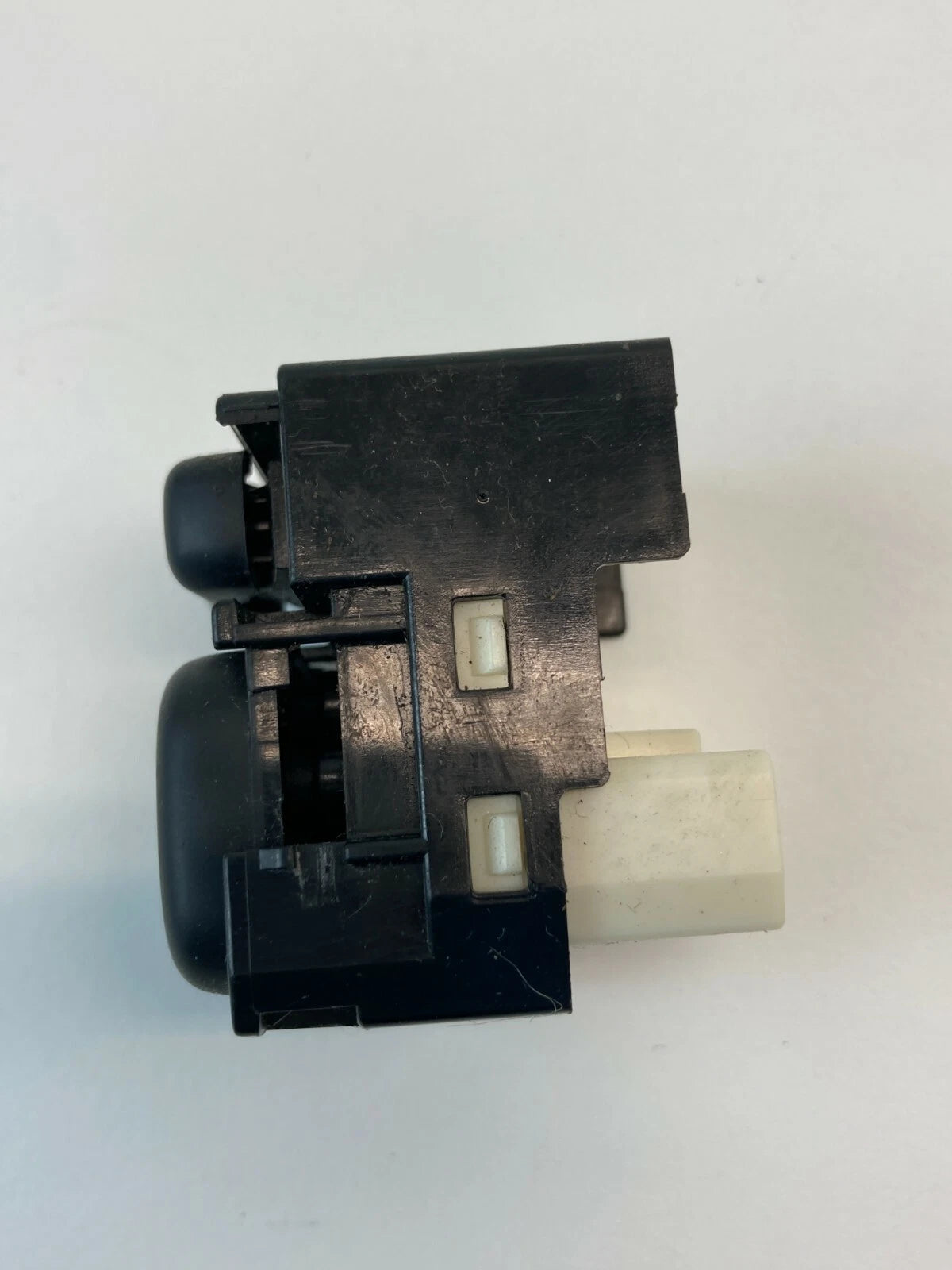 2004-2009 TOYOTA PRIUS FRONT POWER MIRROR CONTROL SWITCH BUTTON 183574 OEM