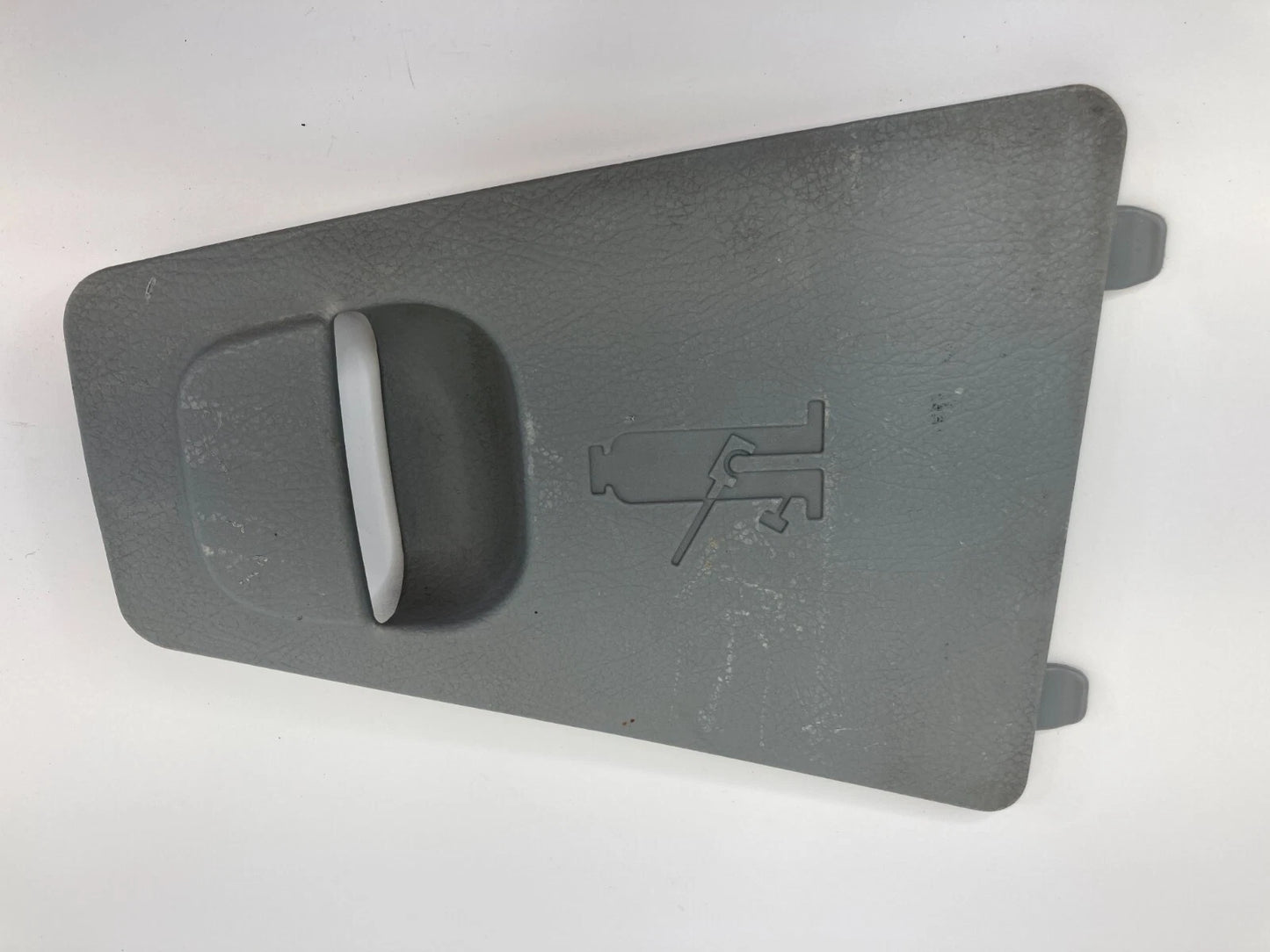 09 10 11 KIA BORREGO REAR SPARE TIRE JACK STORAGE ACCESS COVER DOOR LID TRIM OEM