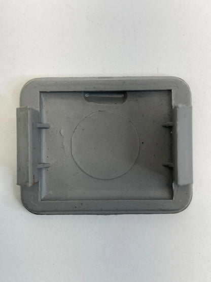 00 01 02 03 04 MITSUBISHI MONTERO SPORT DASH LOWER SIDE KNEE COVER CAP TRIM OEM